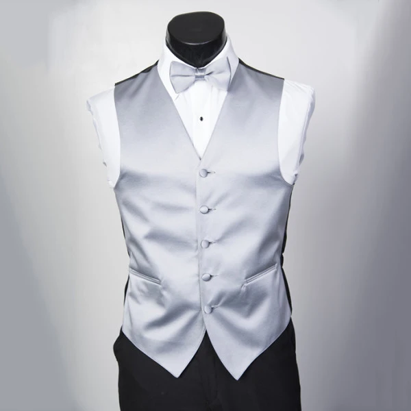 Silver-Fullback--700x1024