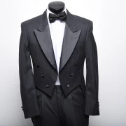 Vintage Grey Tail 700x1049